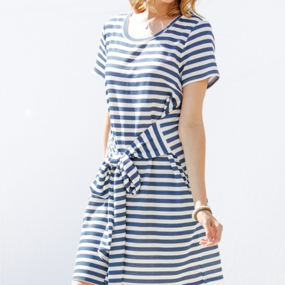 Striped Tie Waist Dress - Picture 3 of 3